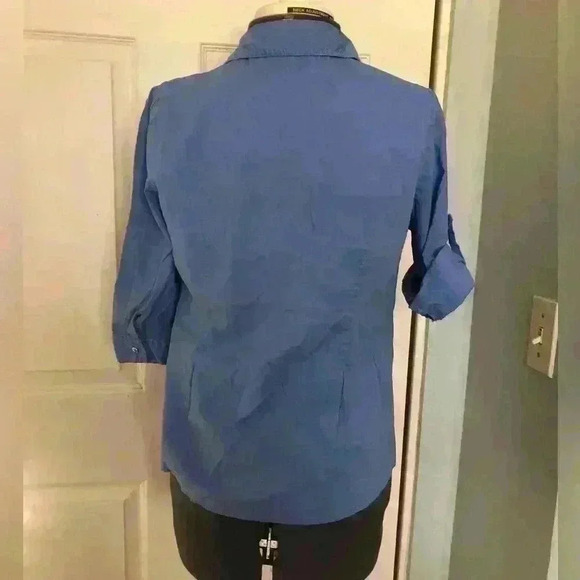 St Johns Bay Blue button down career women' s top Medium Petite - Picture 3 of 7